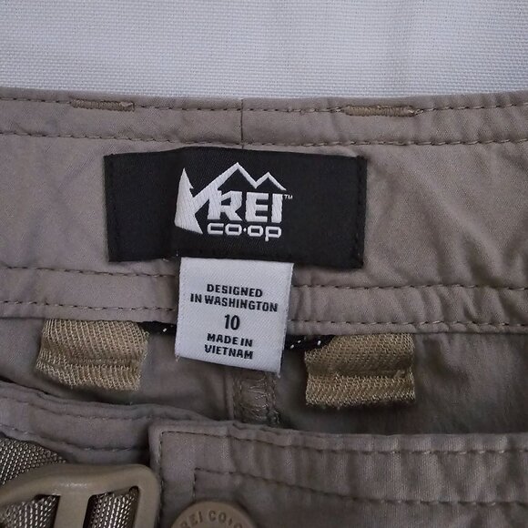 REI Co-op Women's Relaxed Belted Waist Sahara Convertible Hiking Pants Size 10 - Picture 9 of 16